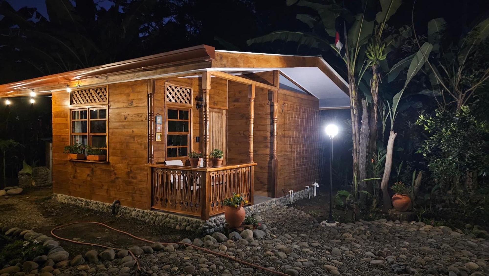 U Sule Villa Cahuita Exteriör bild