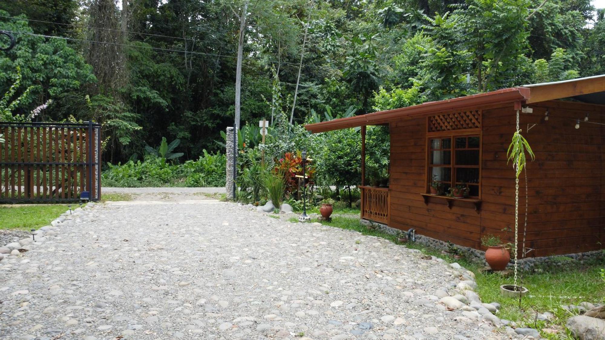 U Sule Villa Cahuita Exteriör bild